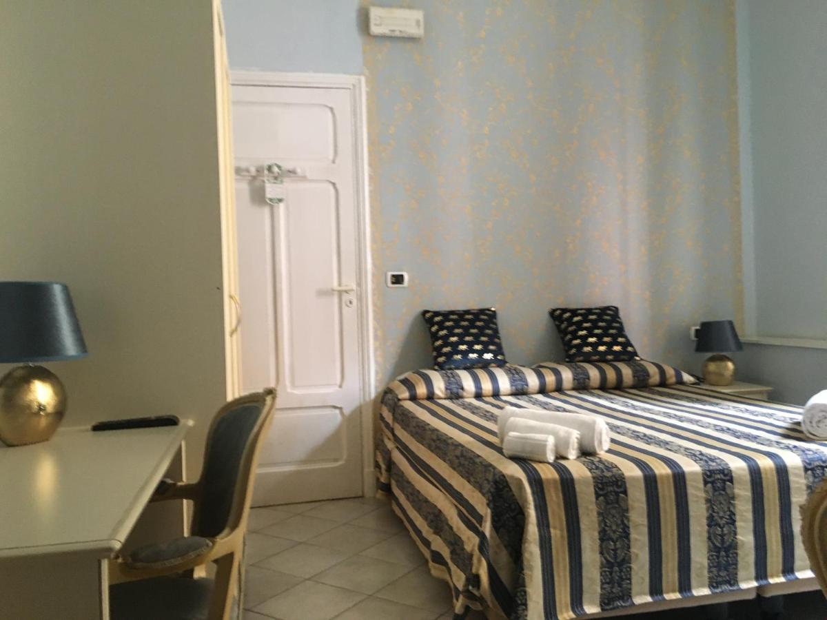 Hotel Санремо Екстер'єр фото